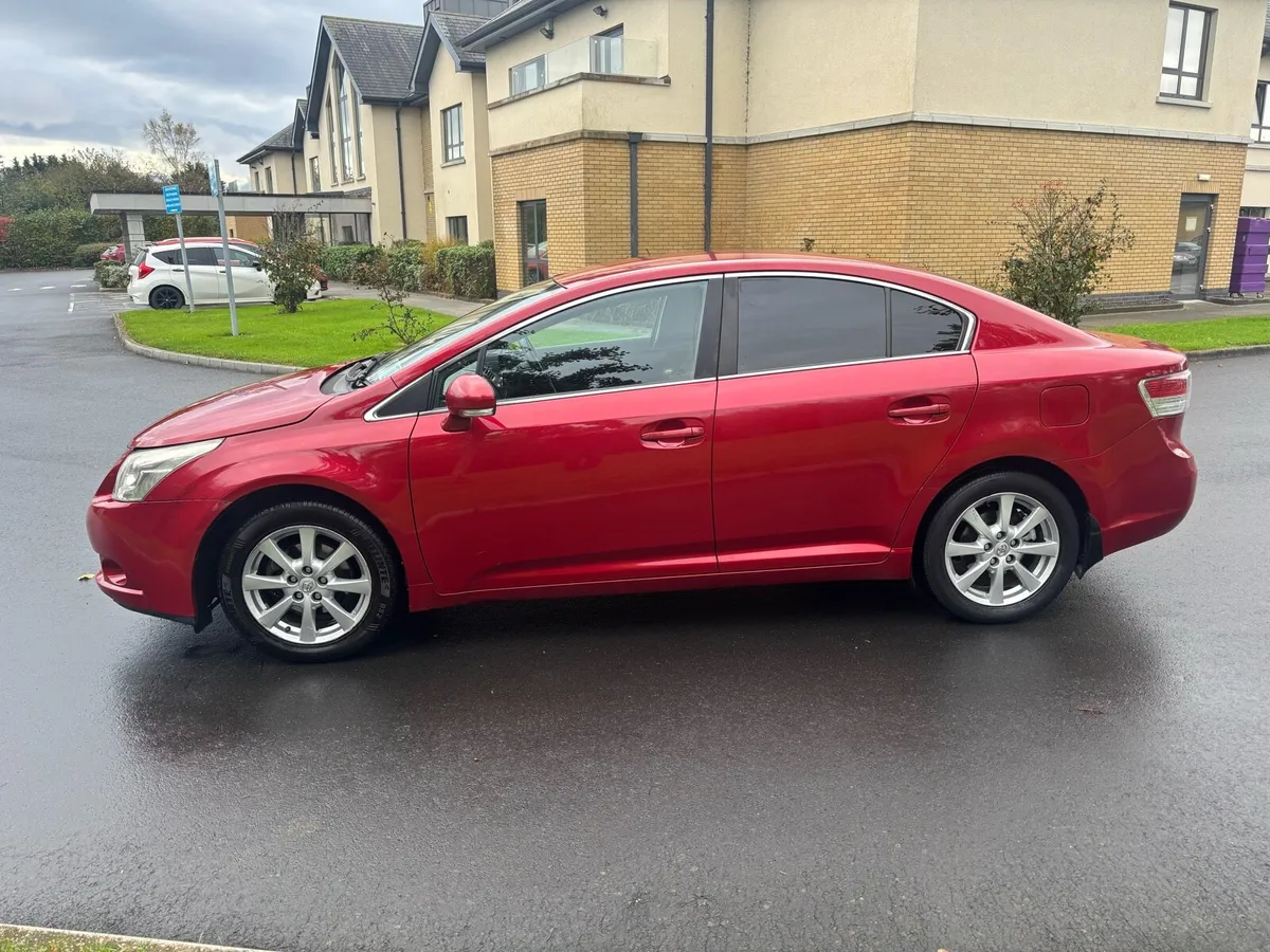 Toyota avencis 1.6 petrol Nct 02/26 tax 12/25 - Image 3