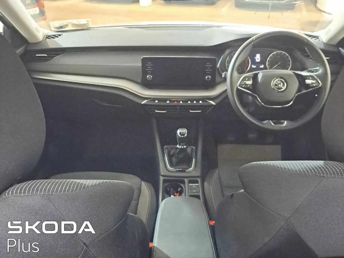 Skoda Octavia OCTAVIA AMB 1.0TSI 110HP - Image 4