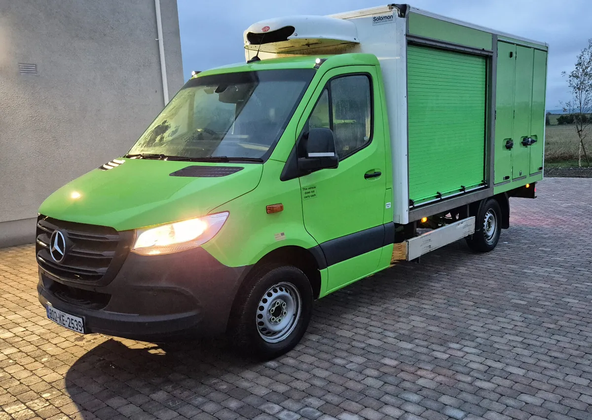 2020 Mercedes sprinter - Image 2