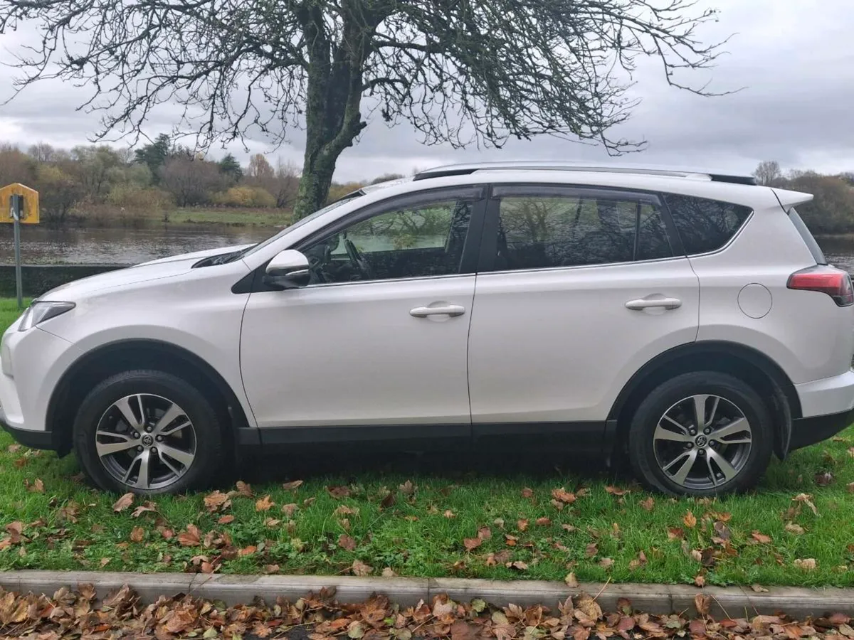 Toyota rav-4 - Image 4