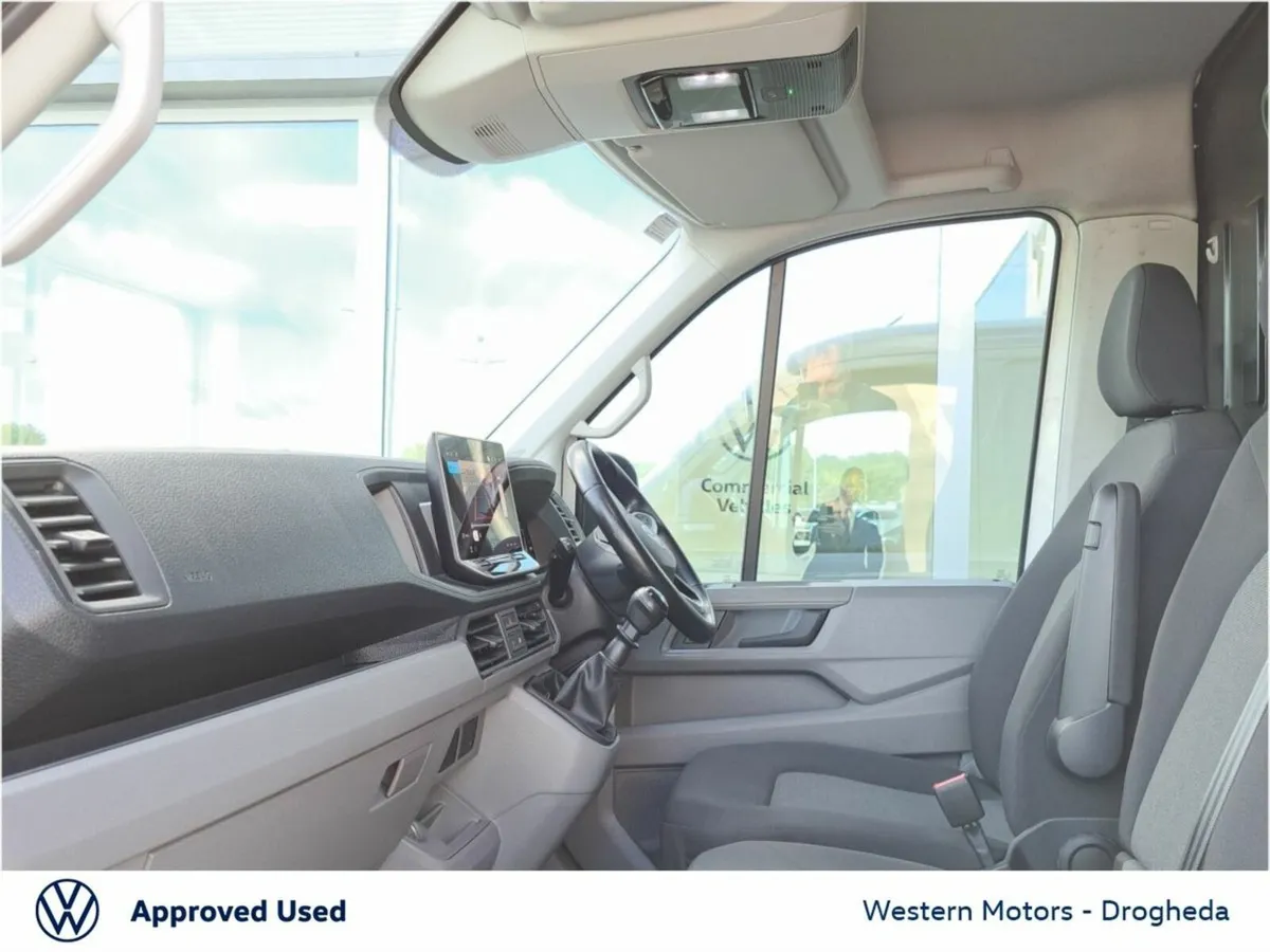Volkswagen Crafter CRAFTER H 30 MWB 140BHP  M6F - Image 3