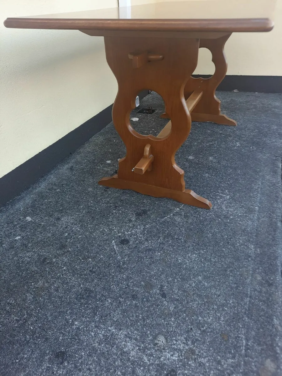 Kitchen table - Image 2