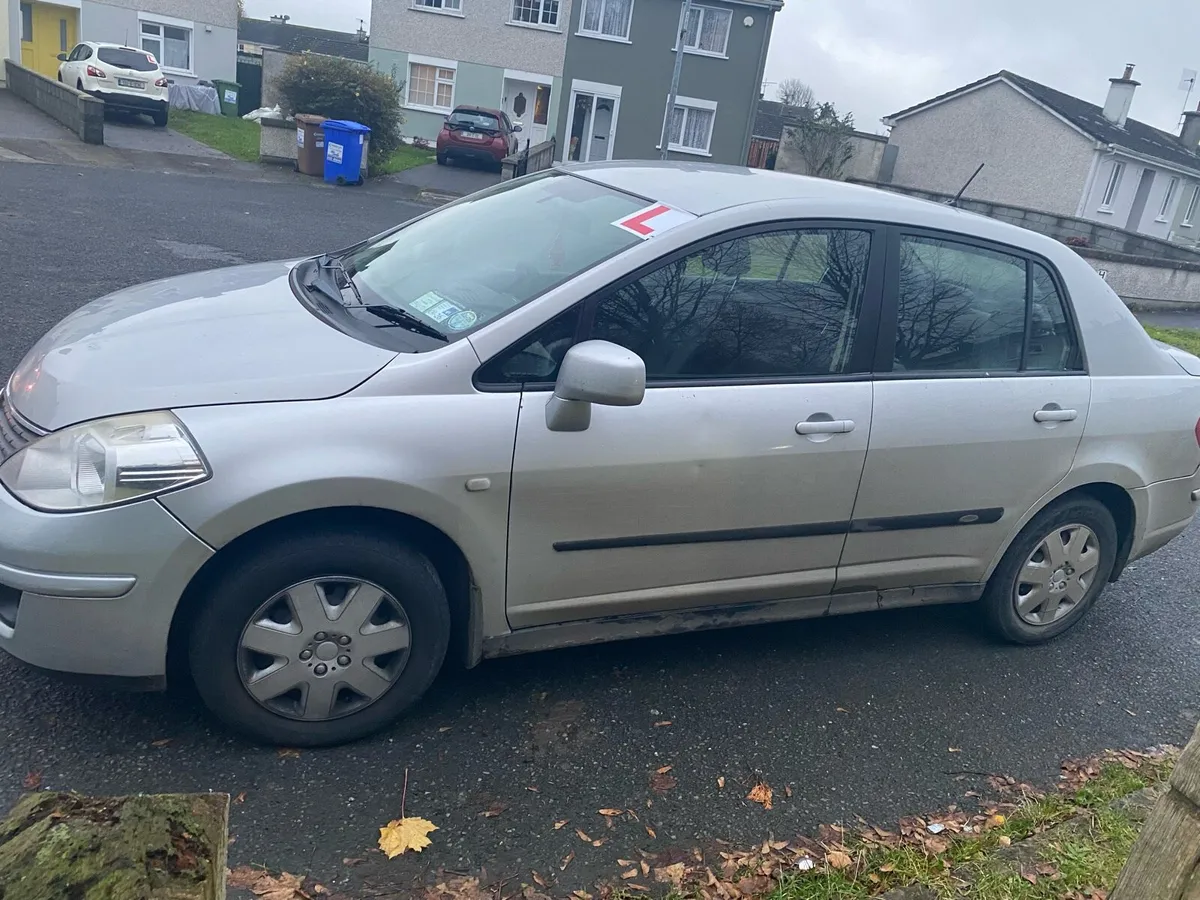 Nissan tiida - Image 4
