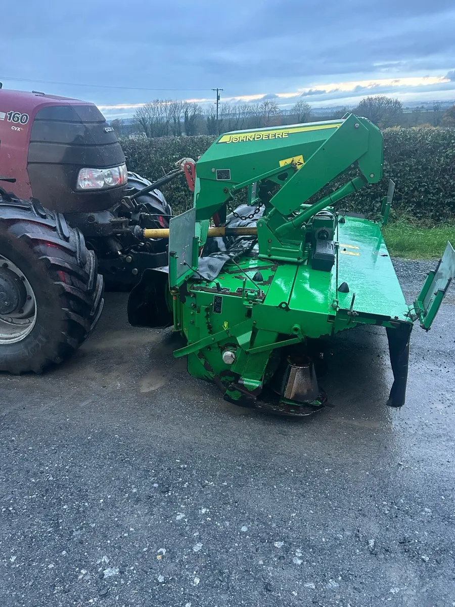 Front mower - Image 1