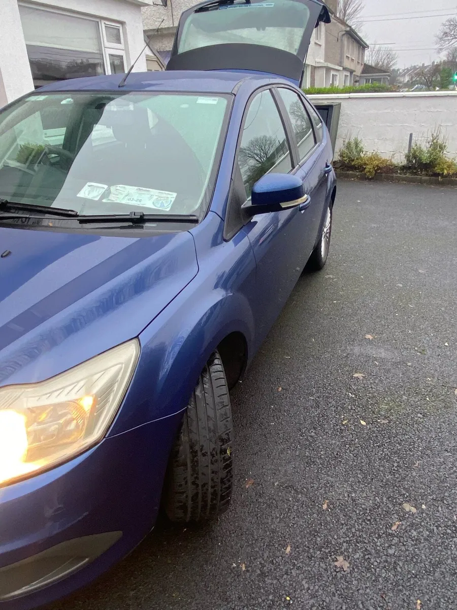 Ford Focus 2010 - Image 4