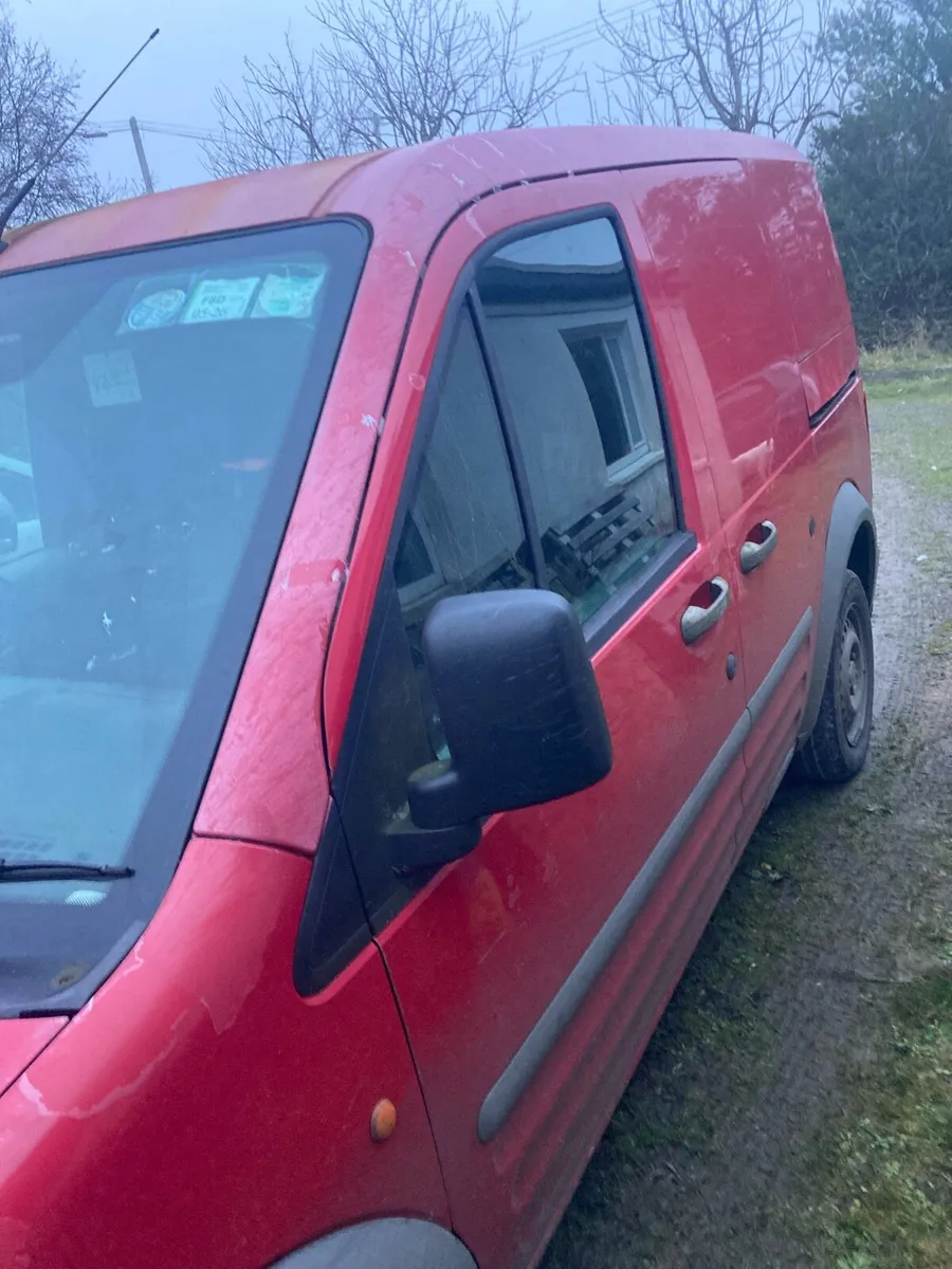 Ford Transit Connect - Image 3