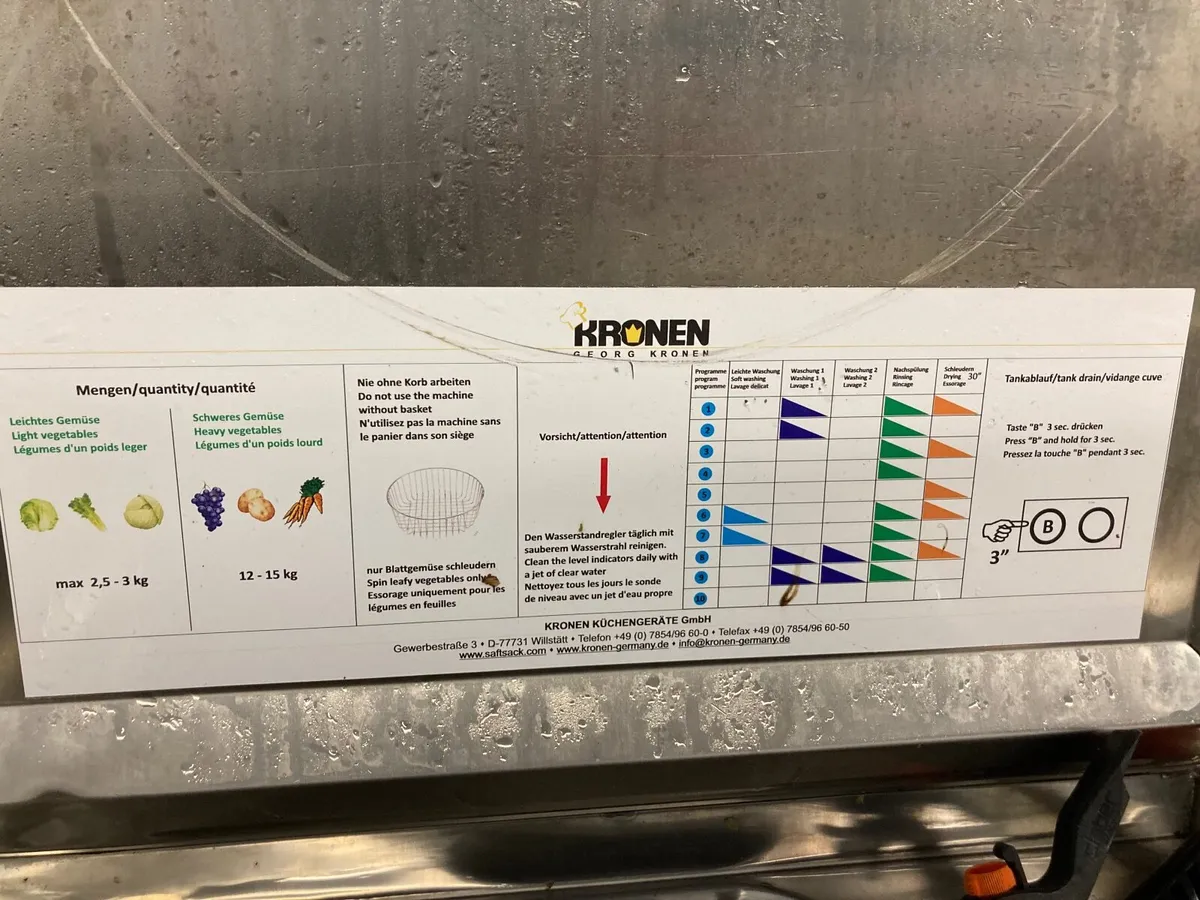 Salad & vegetable washing and spinning machine - Image 4