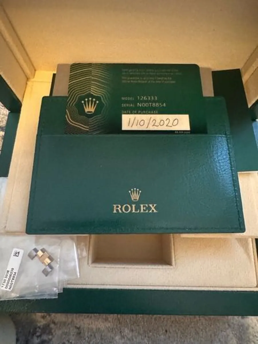 Rolex Datejust 41mm 18k Yellow Gold & Steel : black dial with diamond - Image 4