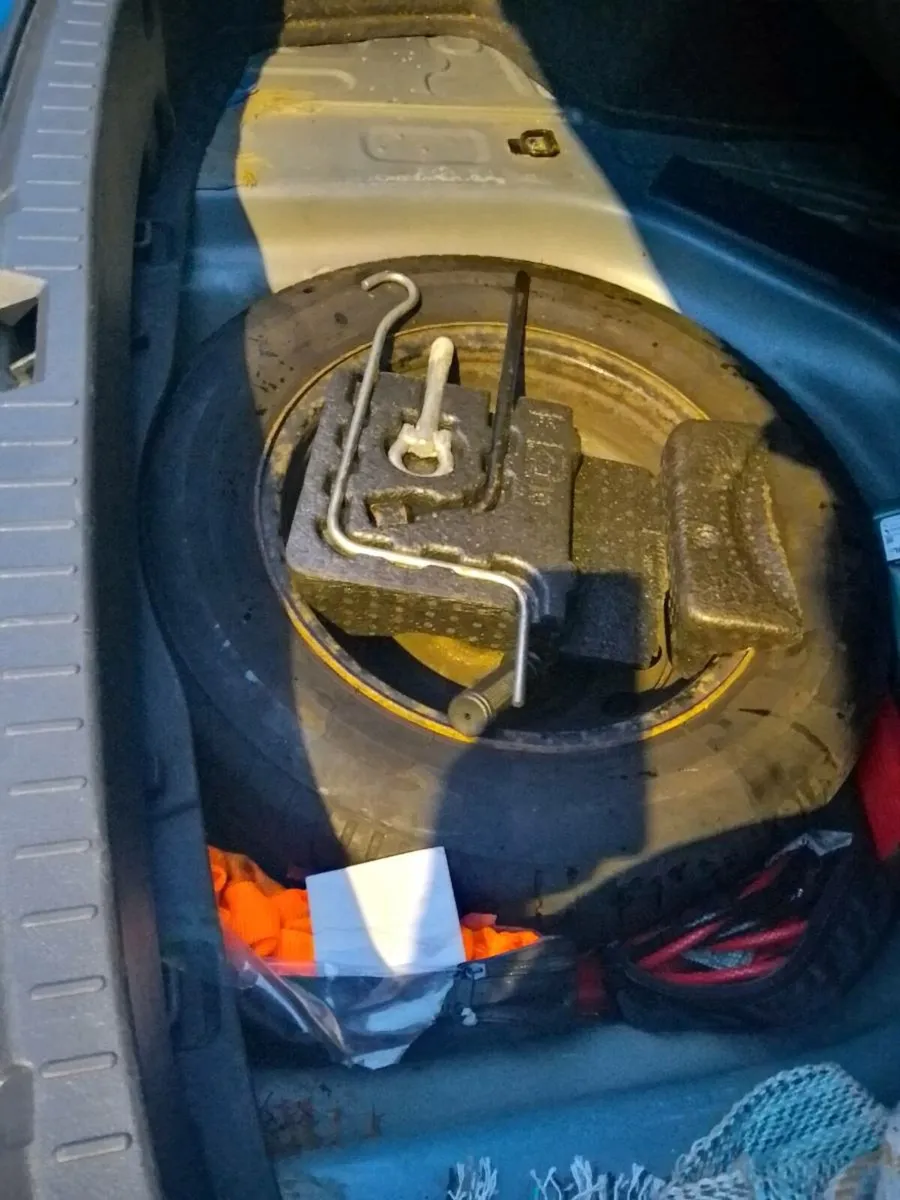 Toyota Corolla D4D Luna 1.4 Diesel - Image 4