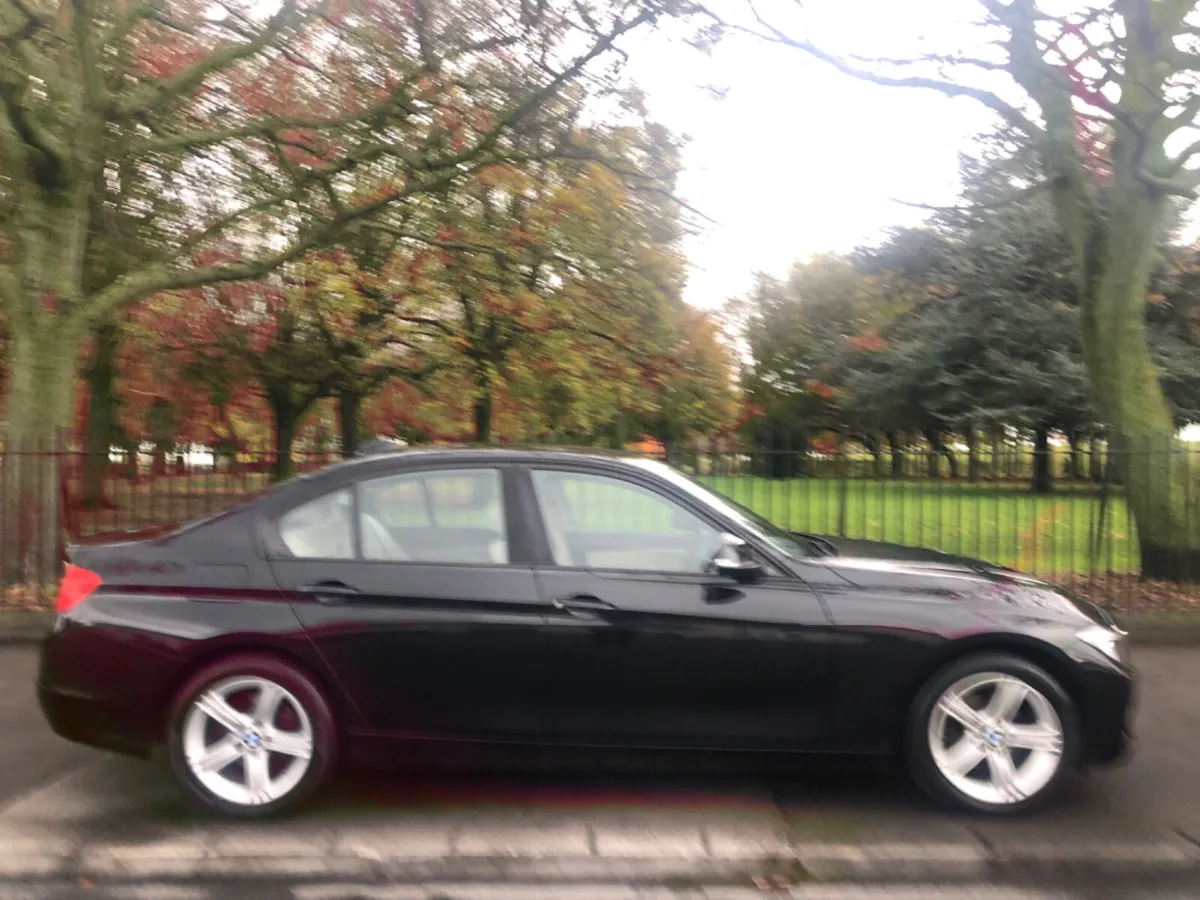 2015 BMW 318D AUTO IVORY LTHR LOW KMS - Image 4