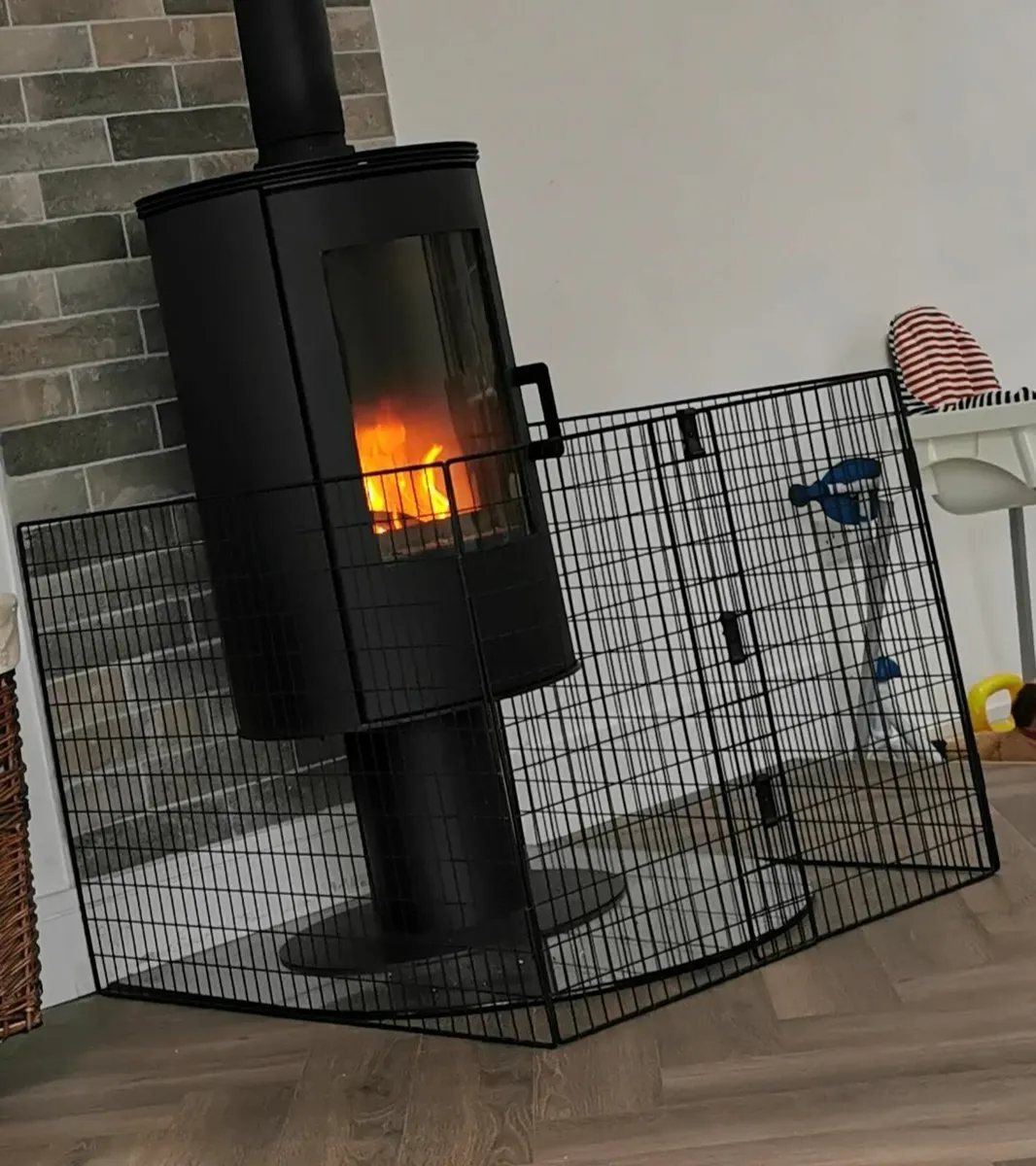 Glass Plinth - Image 1