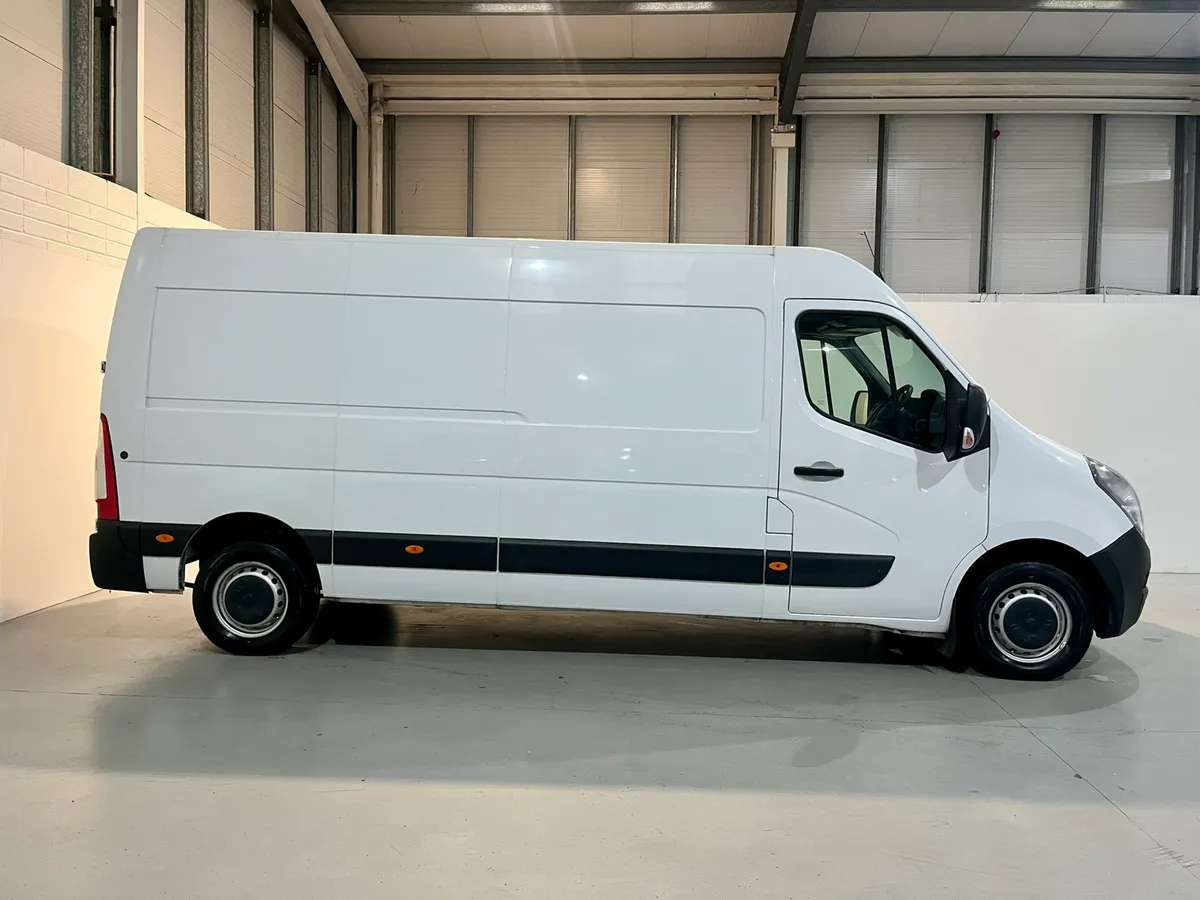 Opel Movano low Km - Image 3