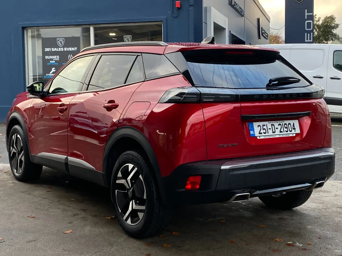 Peugeot 2008 1.2 Puretech 130bhp Allure - Image 3