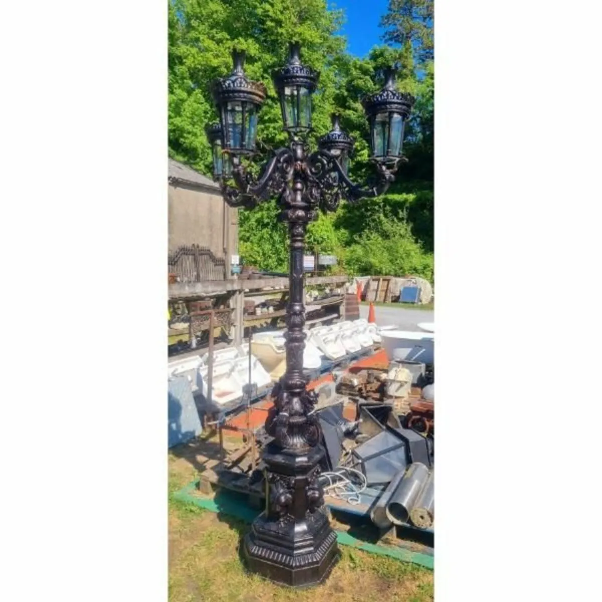 Cast Iron Street Lamp – D1075 - Image 4
