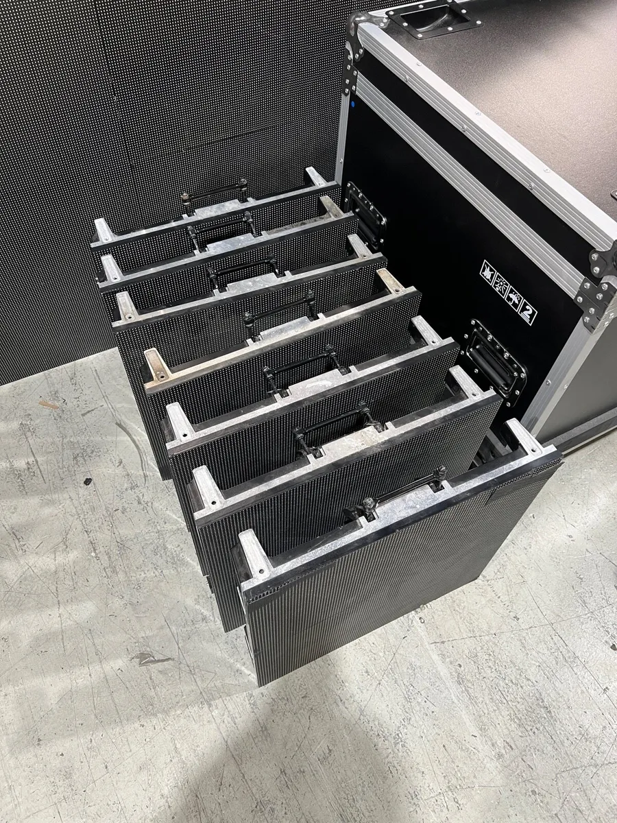 Used LED video wall - Image 3