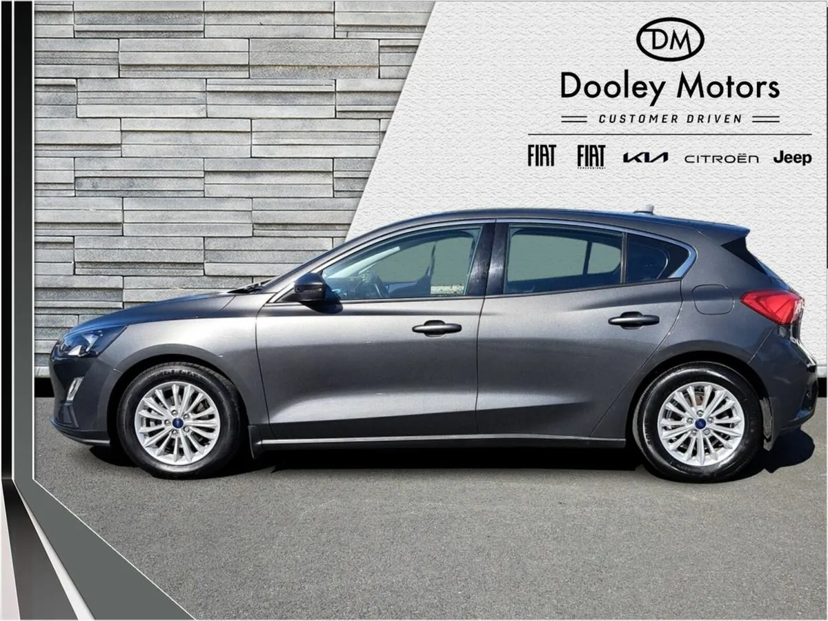 Ford Focus 1.0 Ecoboost 125PS Titanium - Image 4