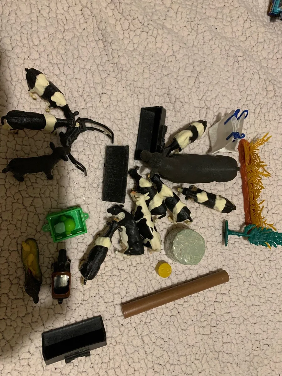 Toys - Image 1