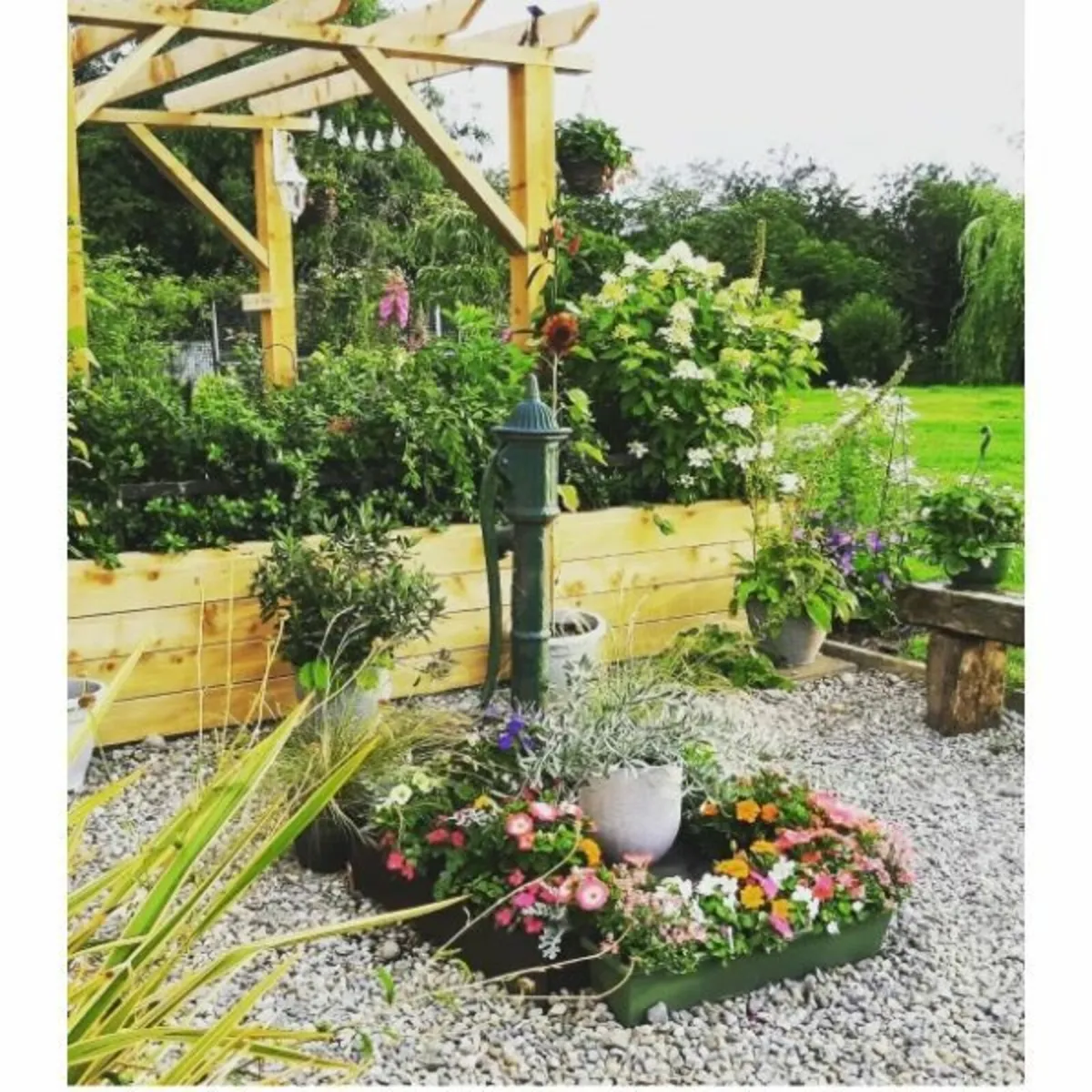 Cast Iron Pump – Medium – H237 - Image 3