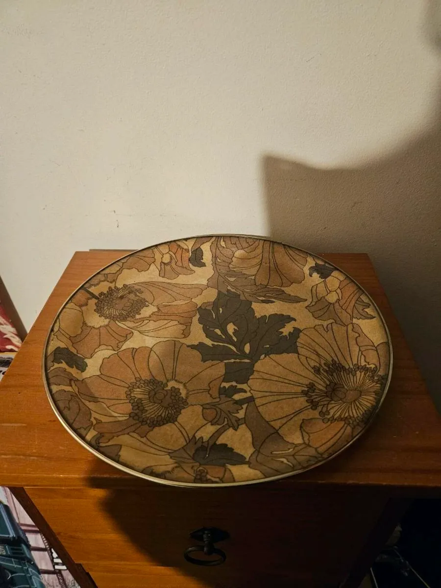 Vintage Retro Tray - Image 1