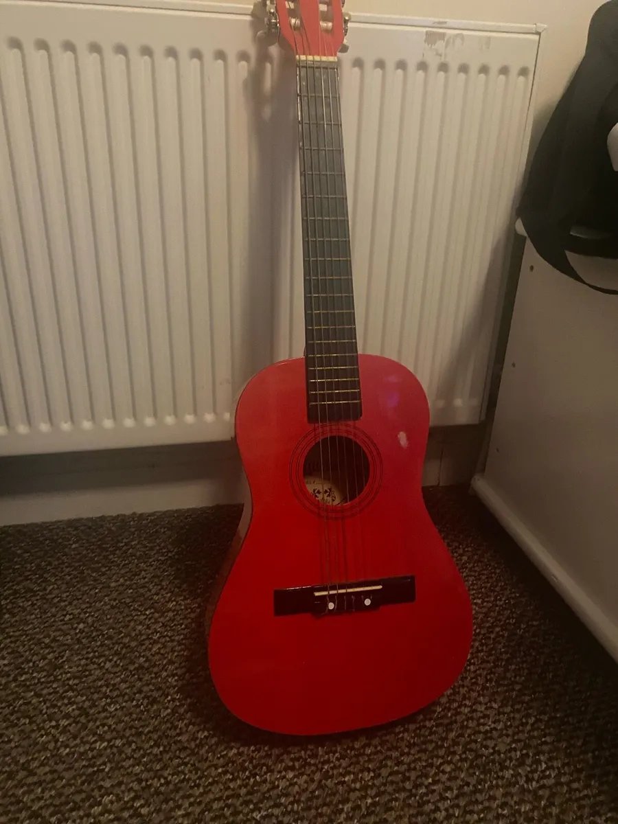 Kids acoustic guitar - Image 1