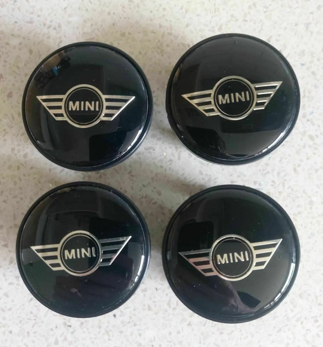 4 x Mini Centre Caps - FREE POST - Image 1