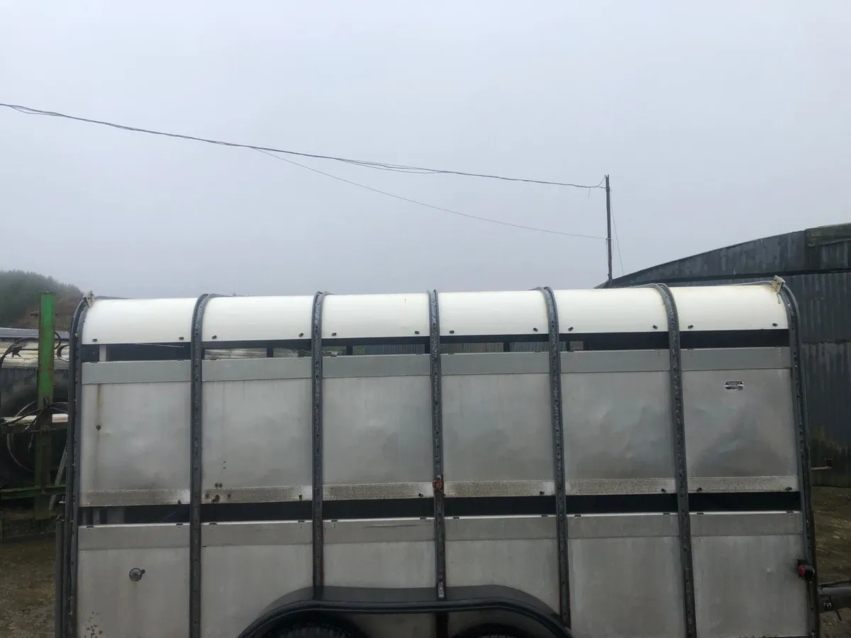 Livestock trailer - Image 2