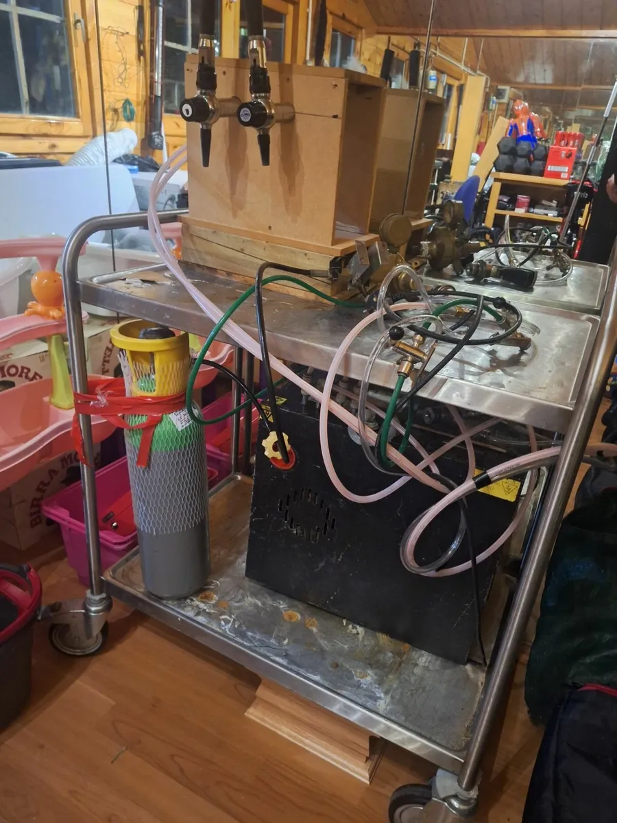 Cooler and taps for beer - Image 2