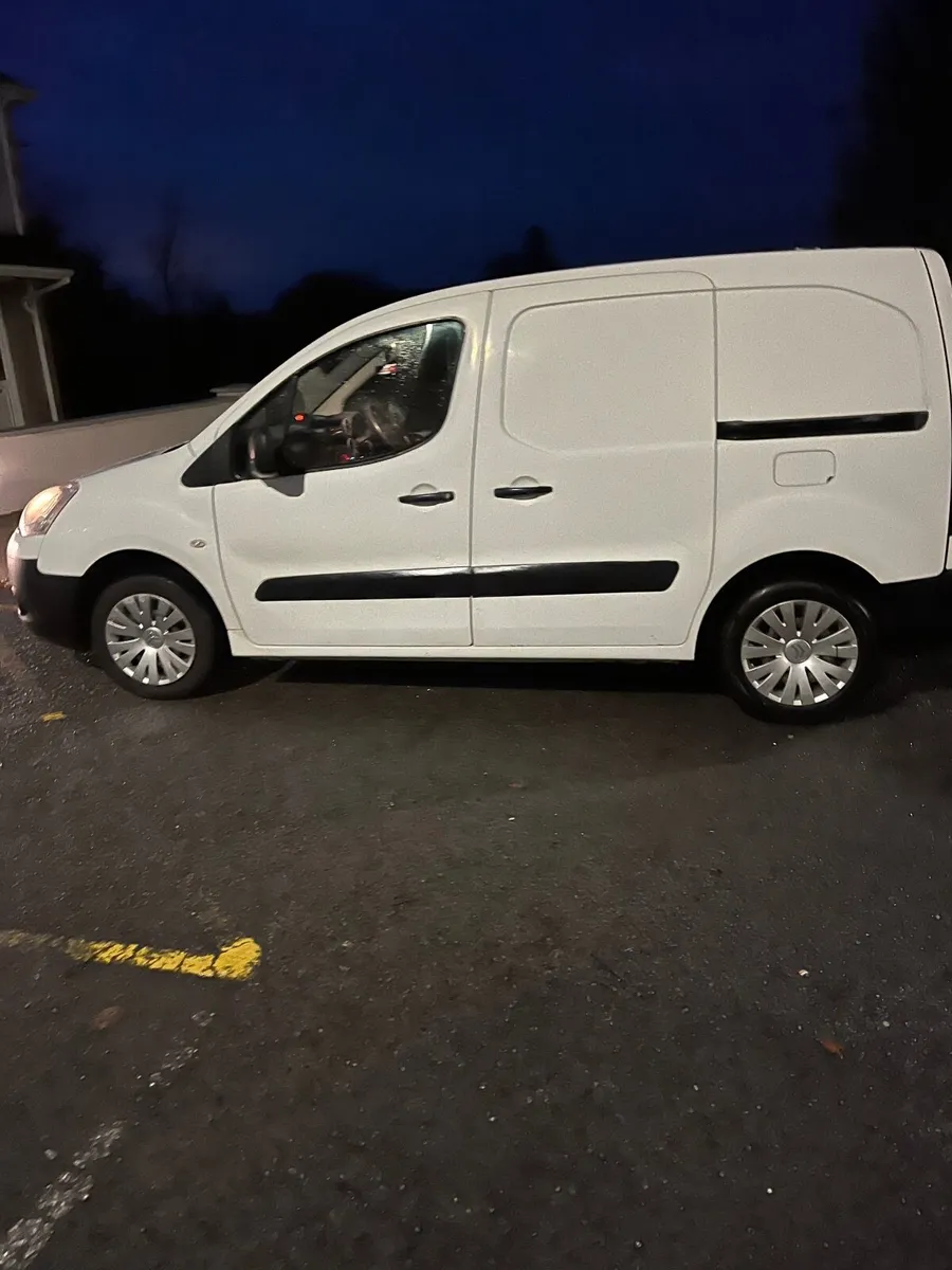 Citroen Berlingo 2015 - Image 2