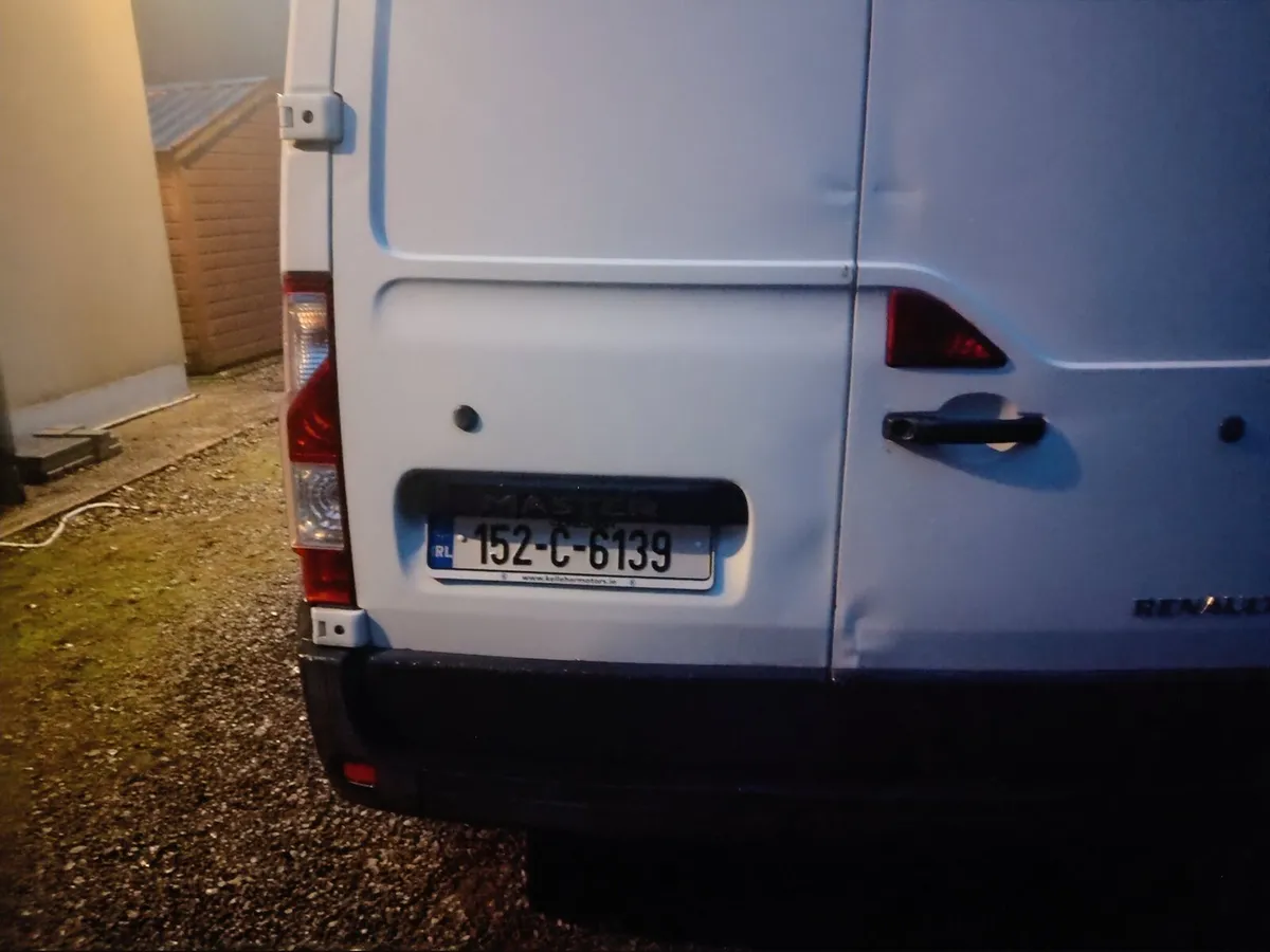 Renault Master 2015 mobile car tyre unit - Image 3