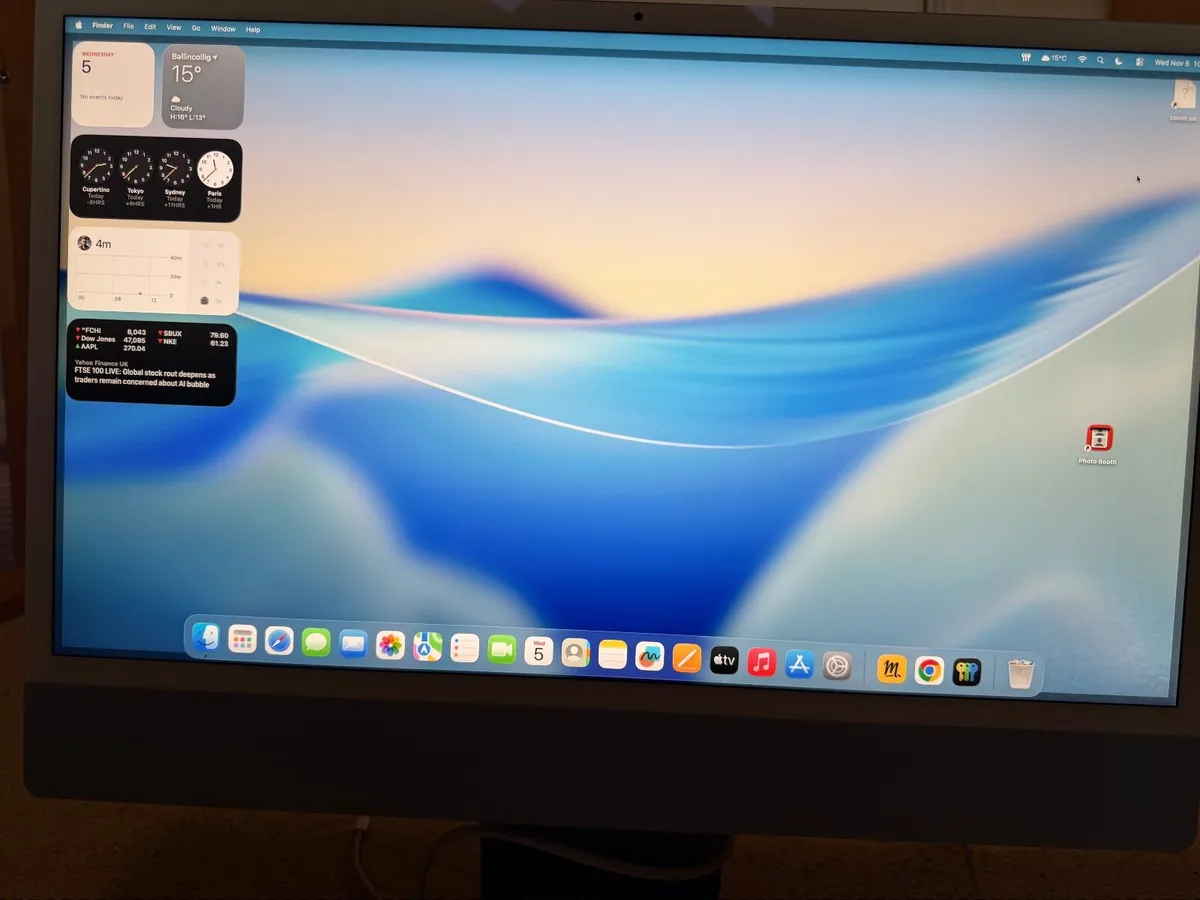 iMac 24 inch M1 2022 Apple blue - Image 2