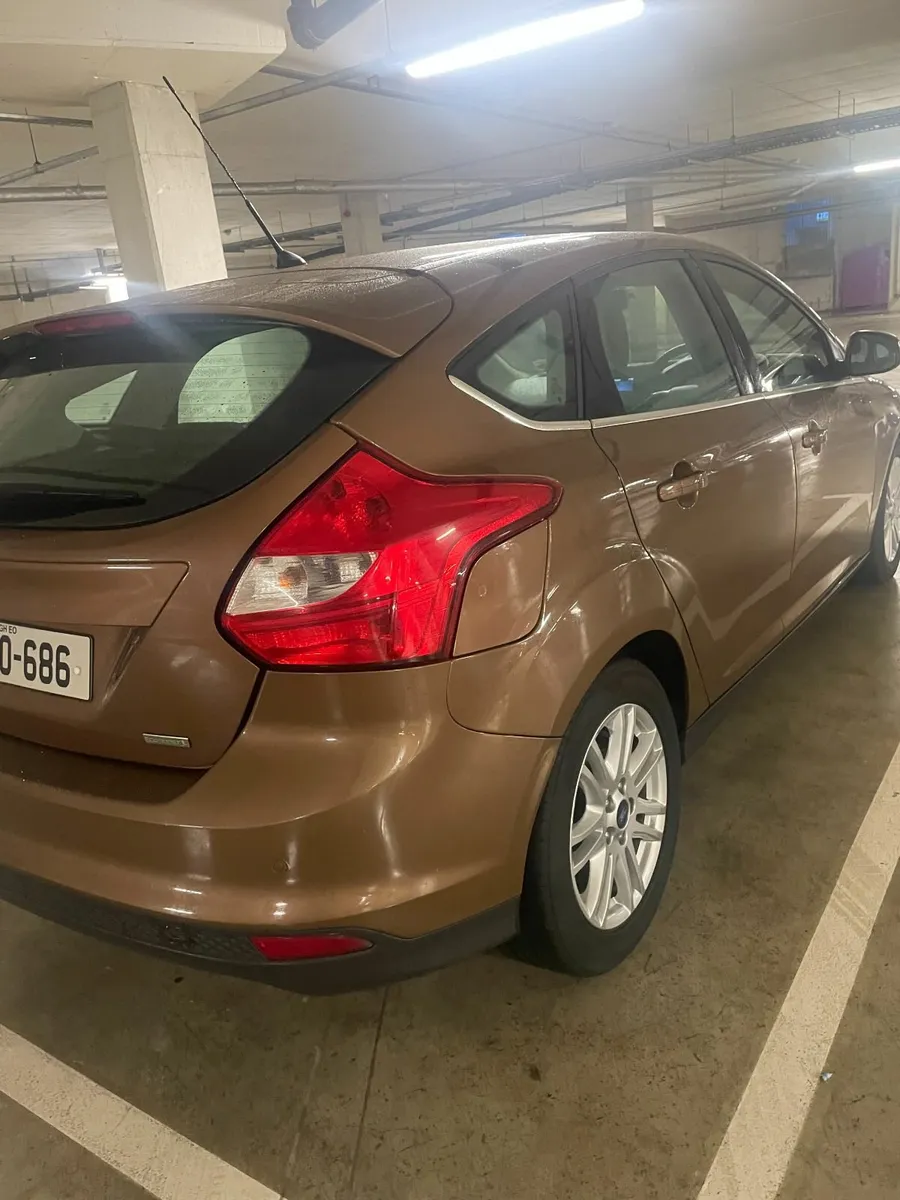 Ford Focus 2013 - Image 2