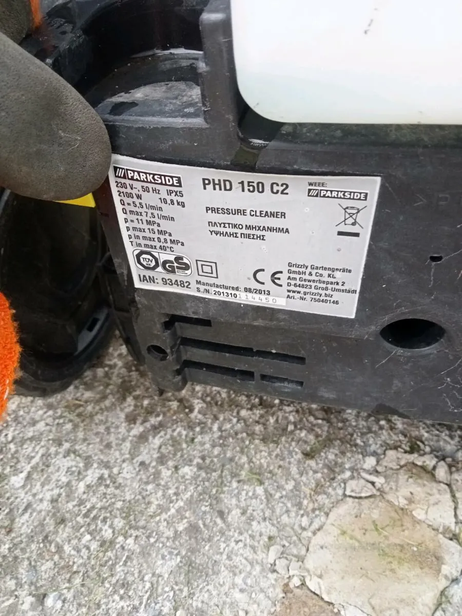 Three power washers - Image 4