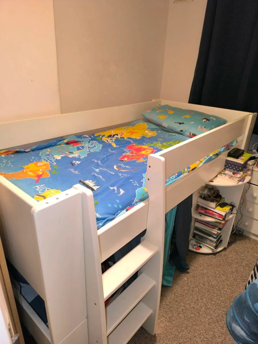 Child's mid sleeper Bed - Image 1