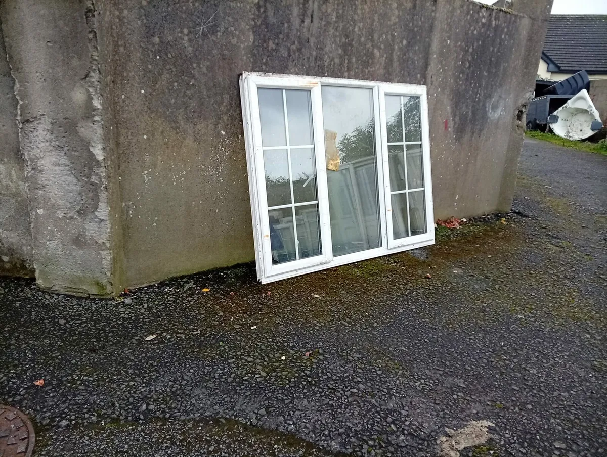 ✅ HIGH QUALITY WINDOW AVAILABLE ✅