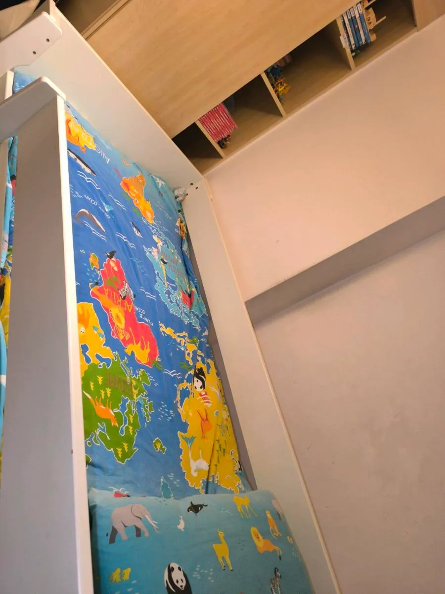Child's mid sleeper Bed - Image 3