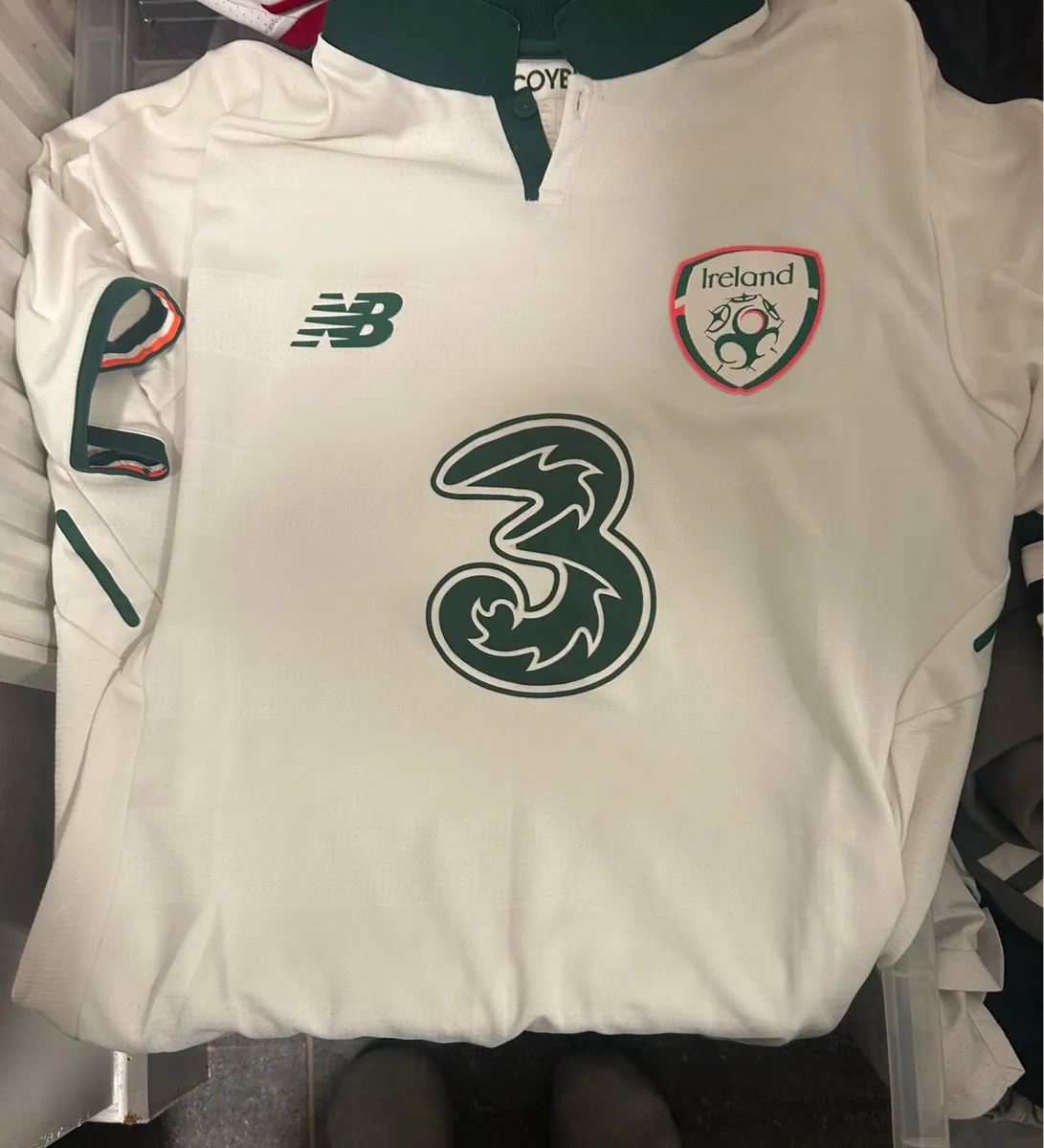 Republic Of Ireland Away Jersey 17/18