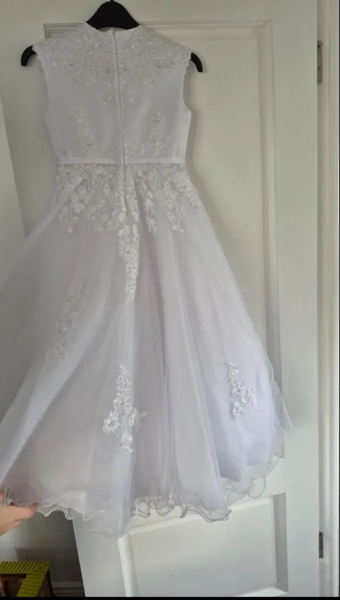 Communion dress - Image 3