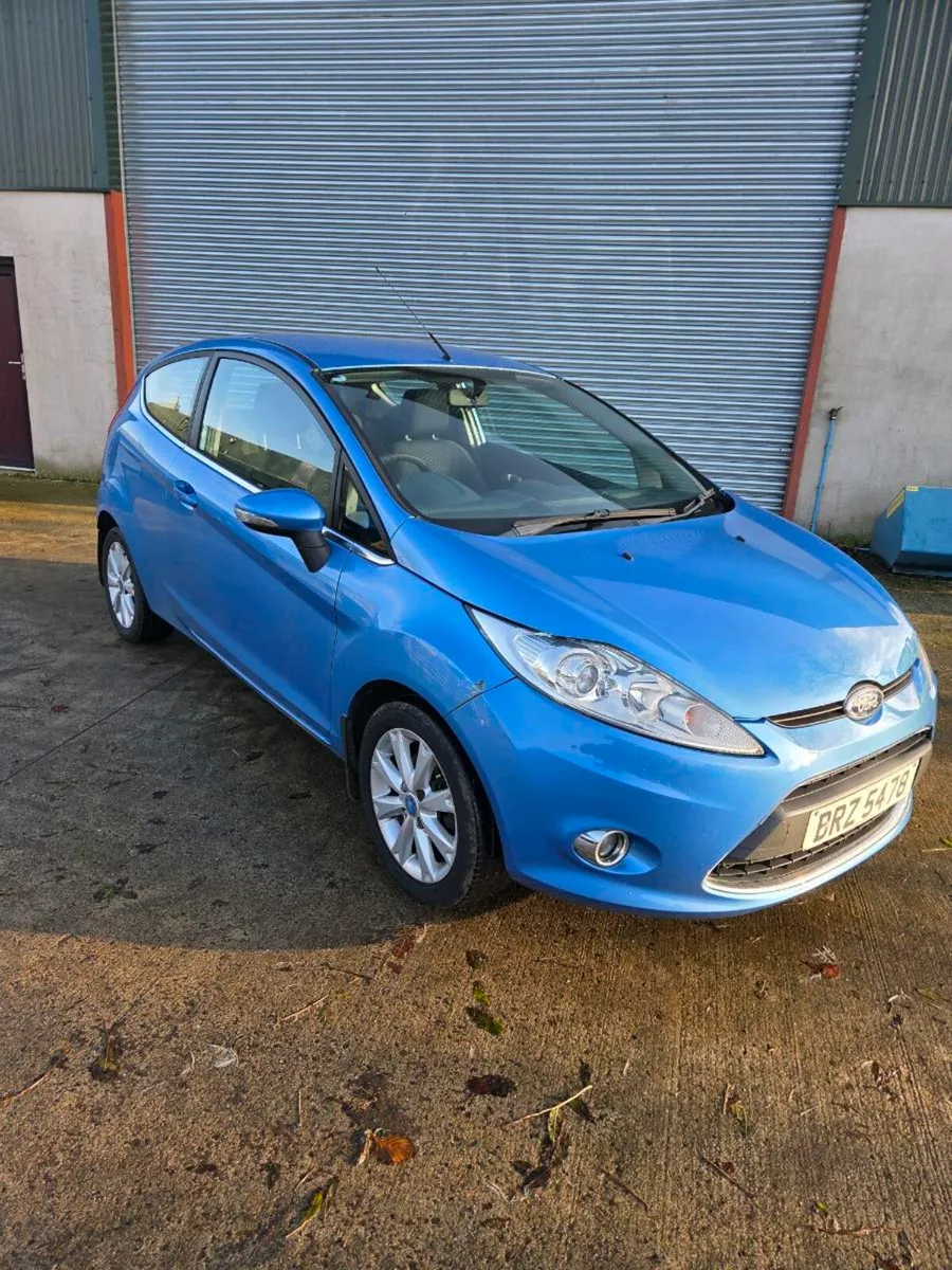 2010 ford fiesta - Image 1
