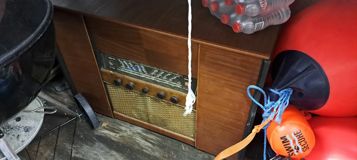 Mid century furniture - Image 1