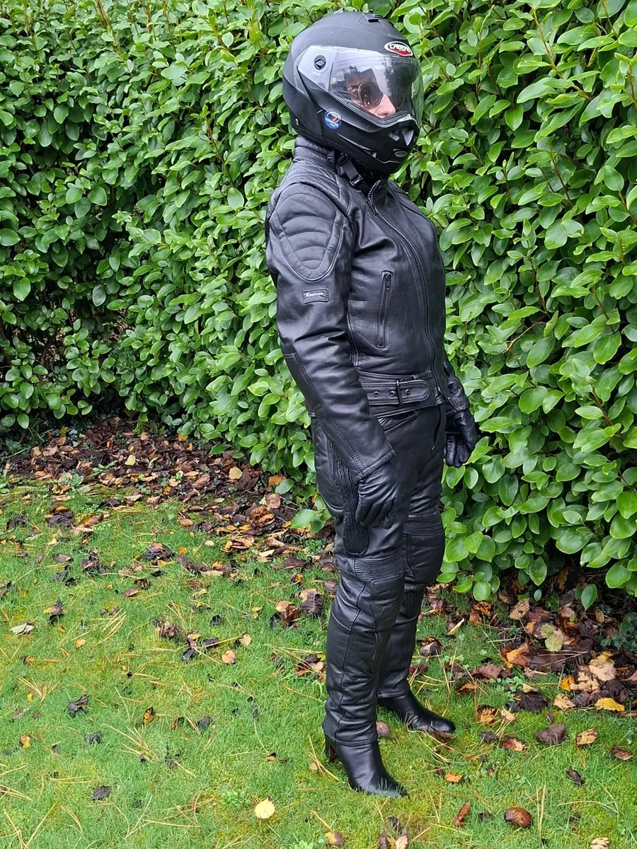 Motor cycle retro racing leathers - Image 3