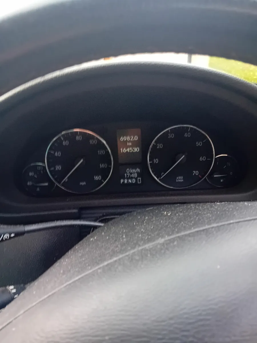 Mercedes-Benz C-Class 2007 - Image 2