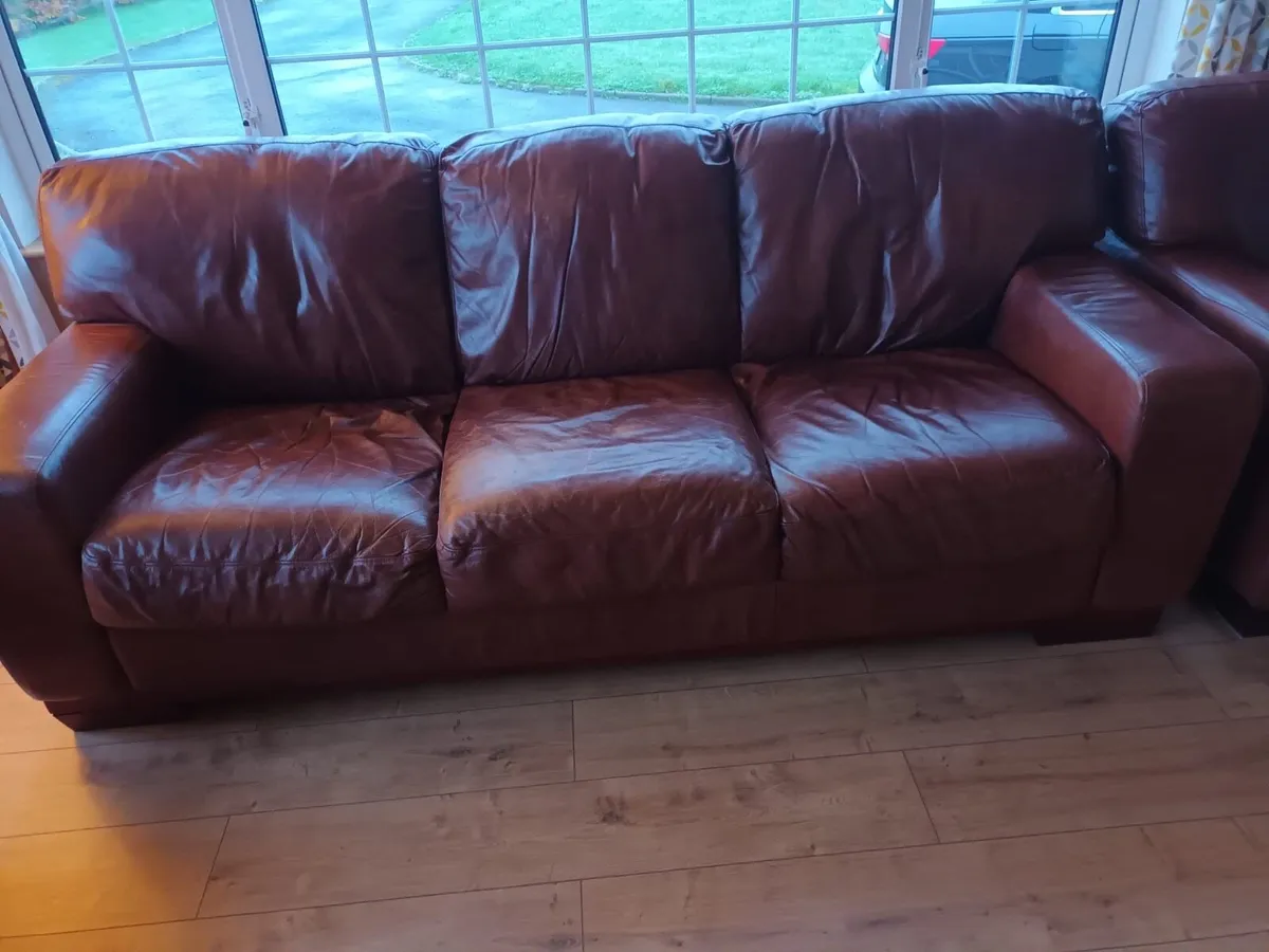 Brown Italian leather 3 piece suite - Image 1