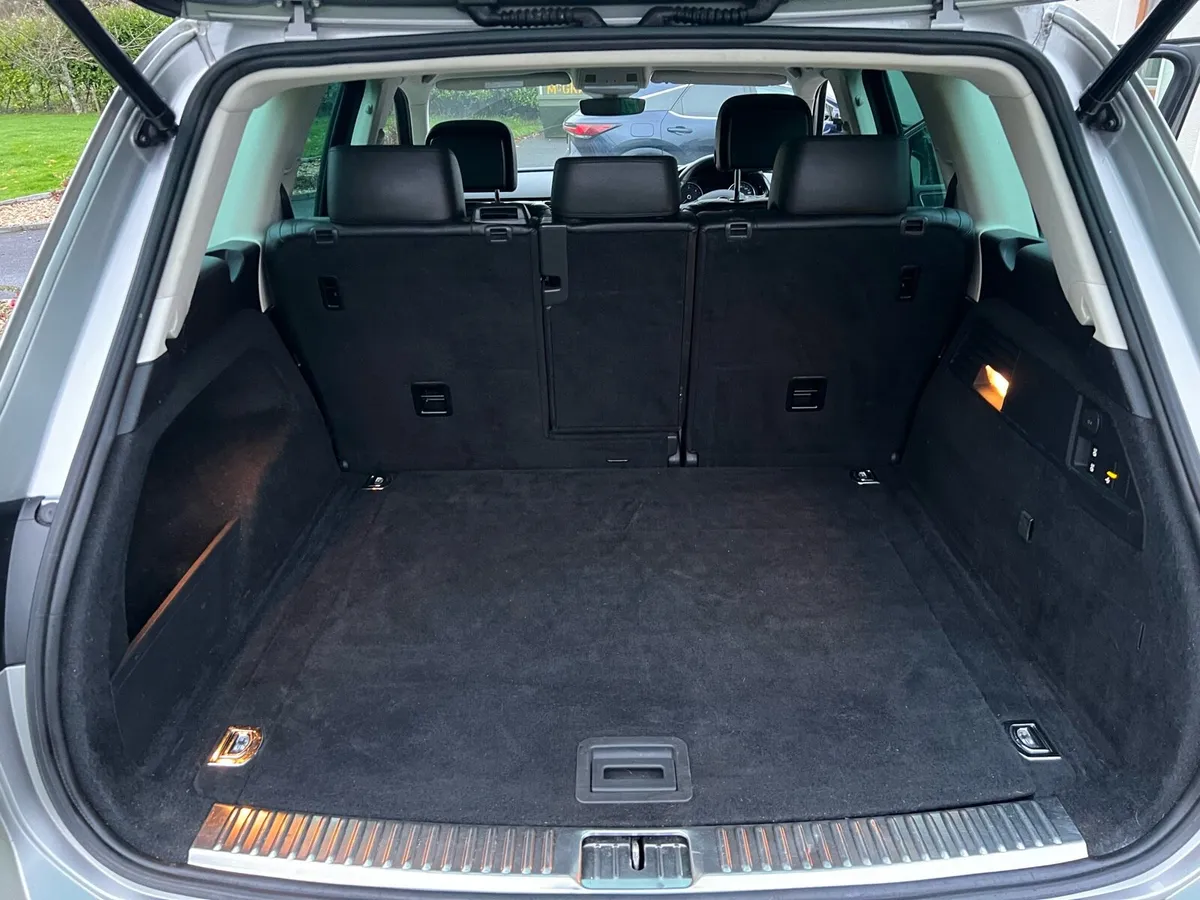 VW Touareg 3.0 V6 TDI - Image 4