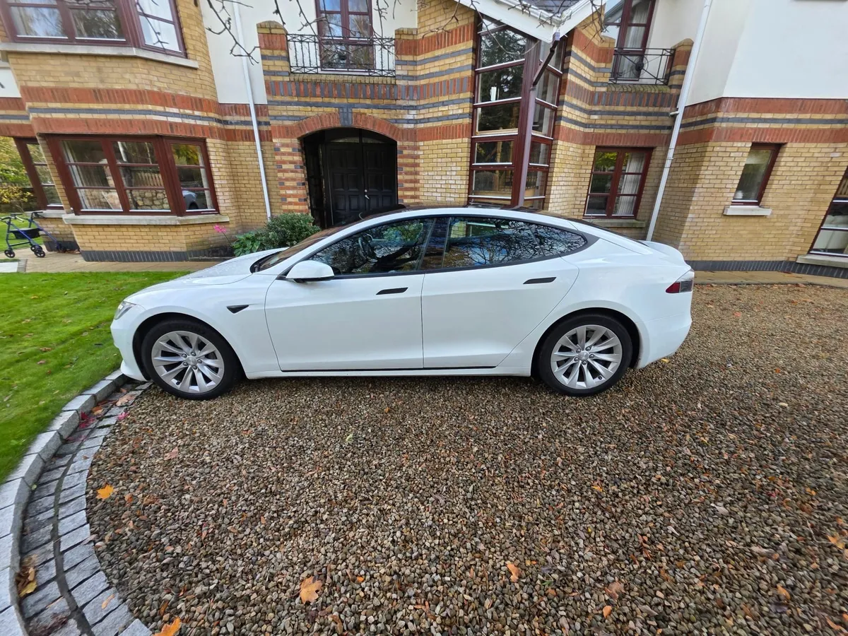 Tesla Model S 2018 75D - Image 2