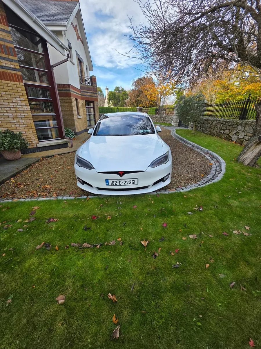 Tesla Model S 2018 75D - Image 4
