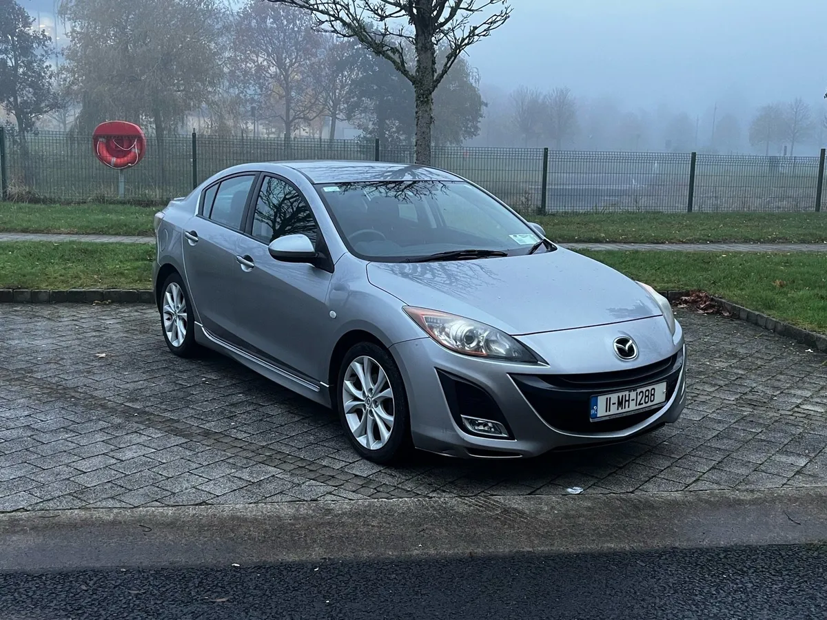 2011 Mazda 3 - Image 3