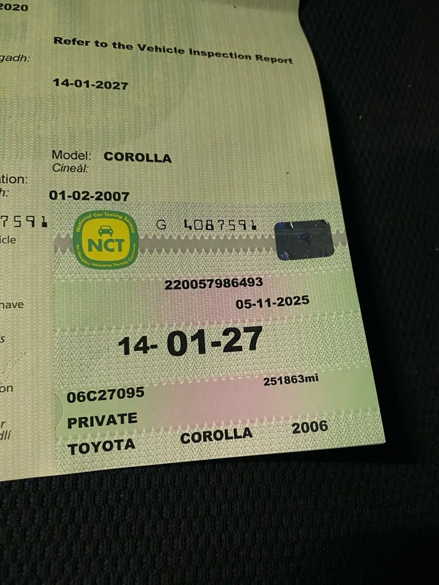 Toyota Corolla - Image 2