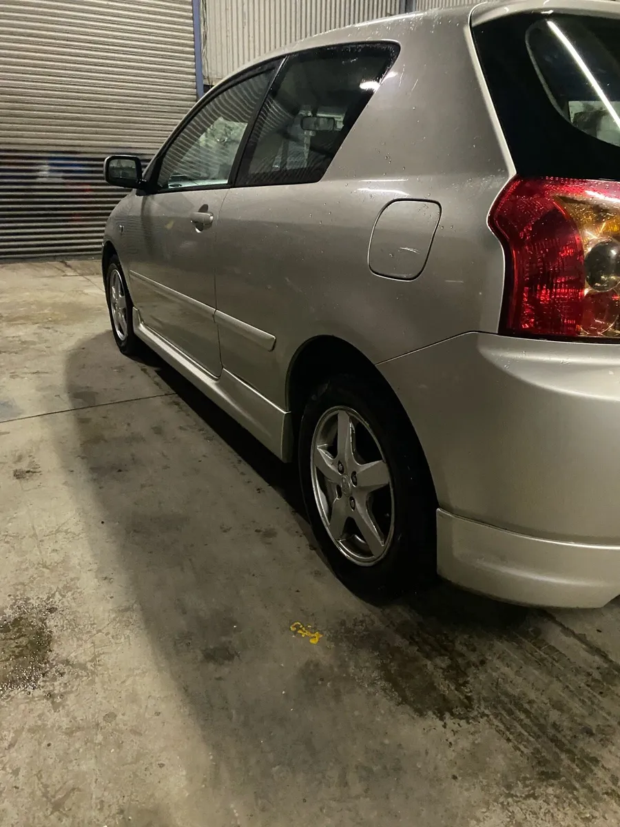 Toyota Corolla - Image 3