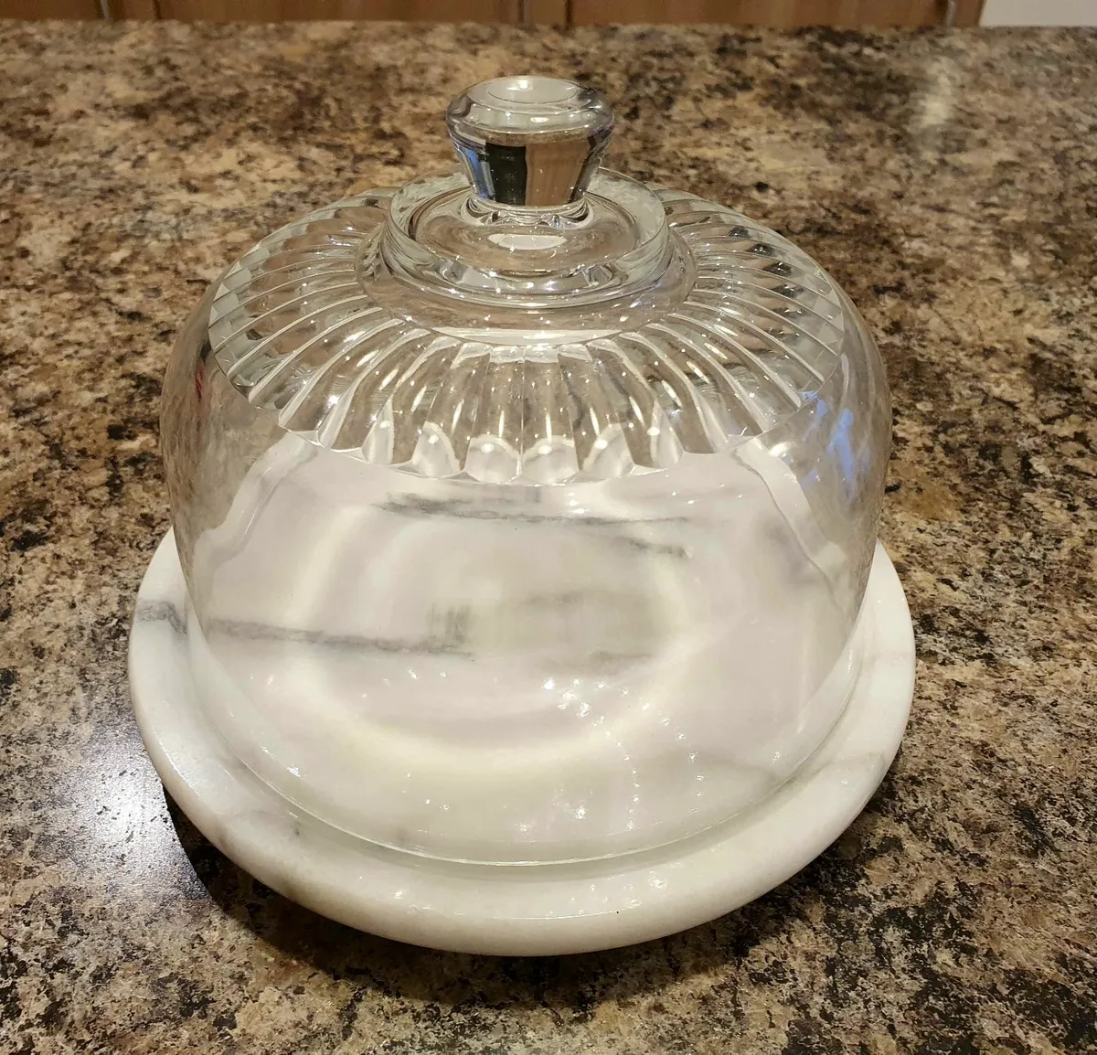 Cheese keeper - Image 1