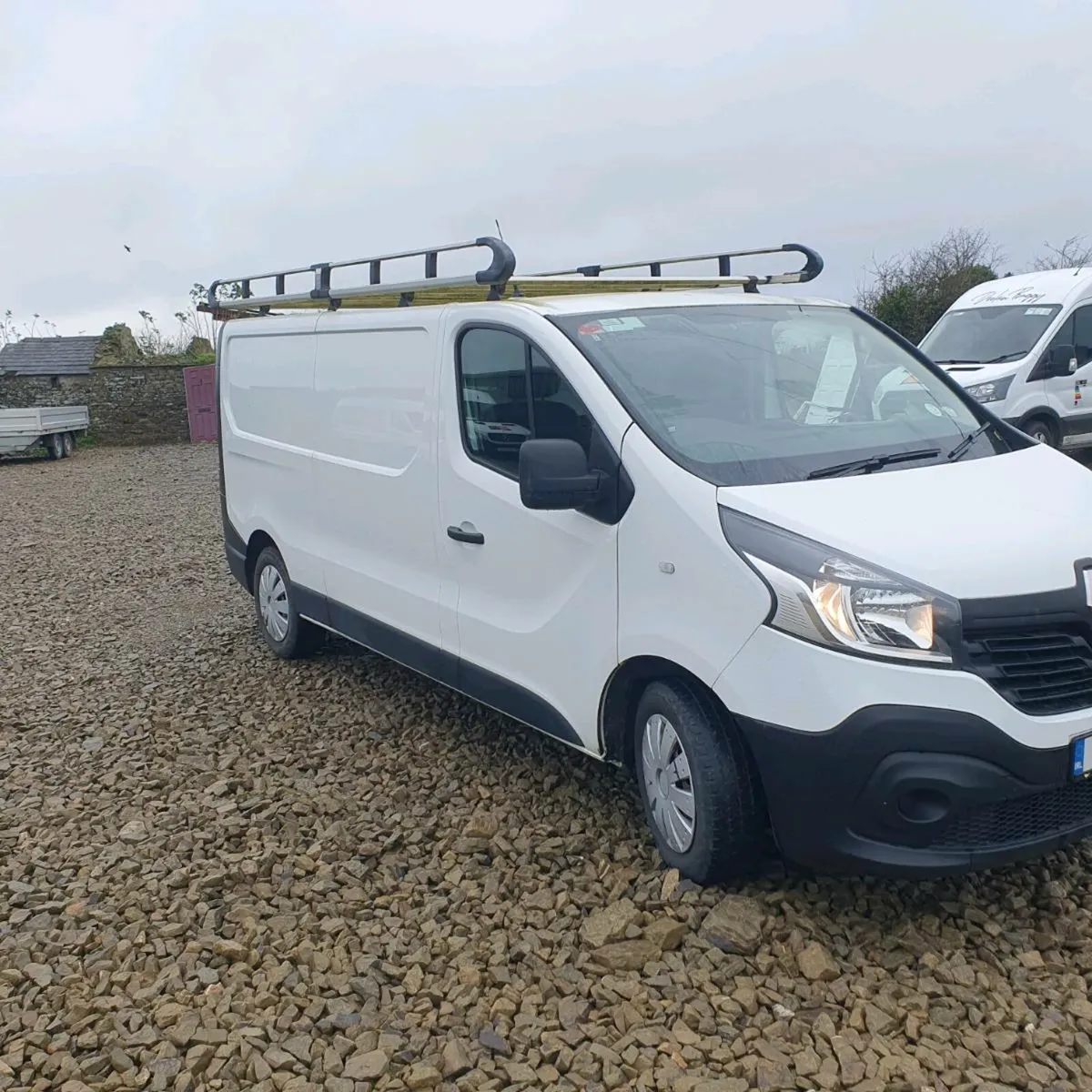 2019 Renault traffic van - Image 1